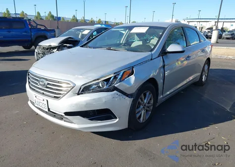 2017 Hyundai Sonata z USA, uszkodzony, nr VIN 5NPE24AF5HH574540